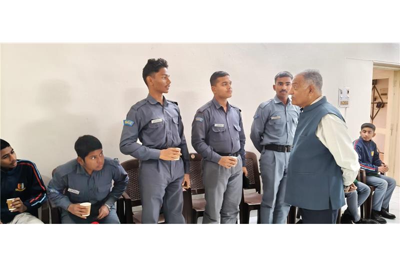 32  Cadets from 5 UP Air Sqn NCC Junior wing along with 1st Officer Mrs Sadhna Singh  & 1 CTO visited at Cheshire home and interacted with the residents