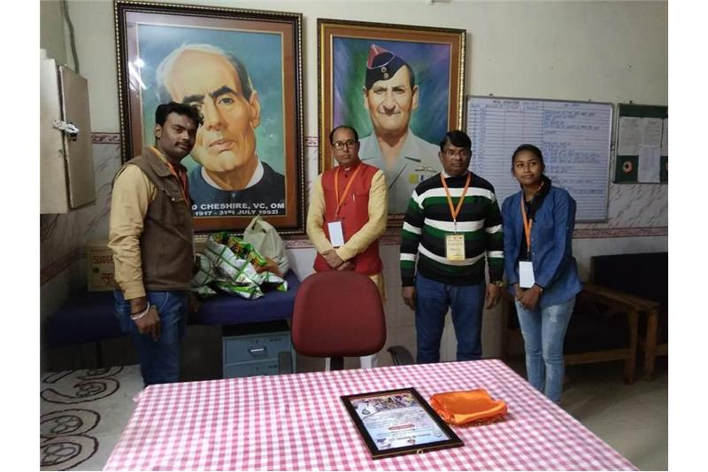 Members of Sanskar Shri Vinayak Trust visited Cheshire Home