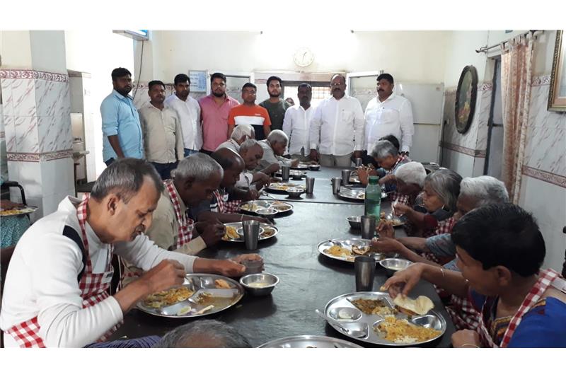 Mr Rajnish Singh Yadav has sponsored lunch today