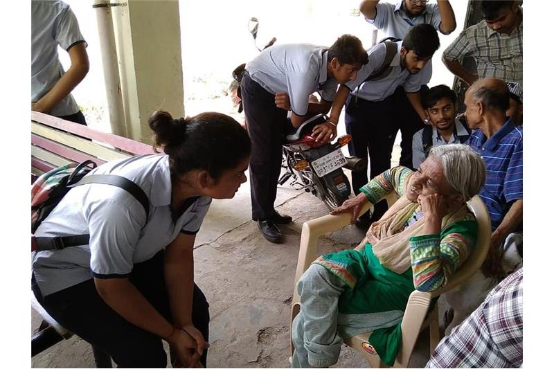 The Children and teachers of CMS Kanpur road Lucknow donated daily use items, old clothes 30 April 2019  