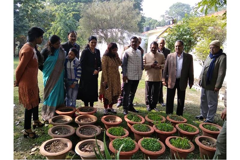 Visit by Mr Kamlesh and 11 members to the Cheshire Home 5 Jan 2020