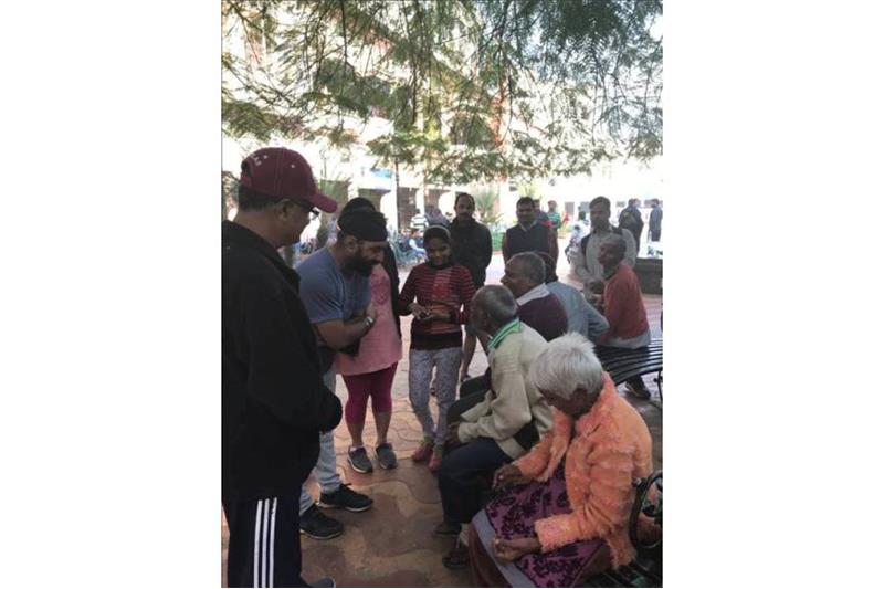 Cheshire Home residents visited to Sharmaji Tea Stall.