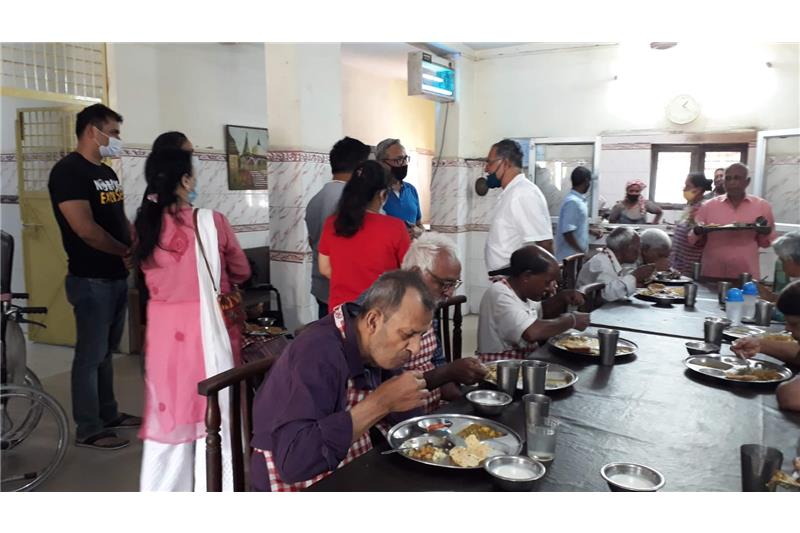 Ms. Aditi Nigam & Mr Shiva Ashok has sponsored lunch today