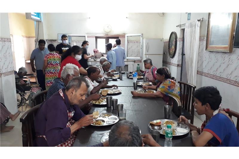 Ms. Aditi Nigam & Mr Shiva Ashok has sponsored lunch today
