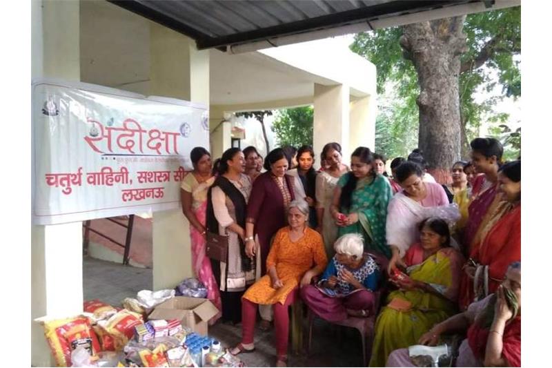 Visit by ladies of 4th SSB Battalion led by the Commanding Officers wife Ms Sandhya Shinde 