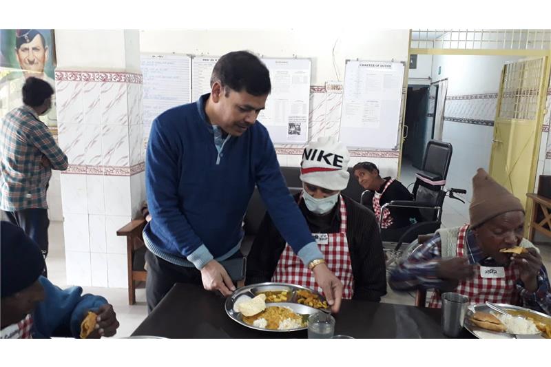 Mr Pradeep Jaiswal has sponsored lunch