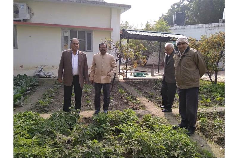 Visit by Mr Kamlesh and 11 members to the Cheshire Home 5 Jan 2020