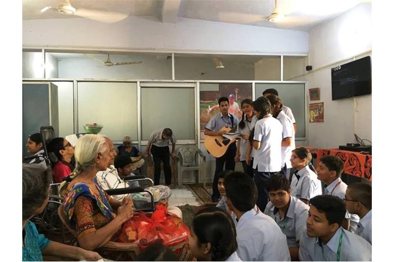 Senior children from CMS ;mti Nagar Lucknow at Cheshire Home