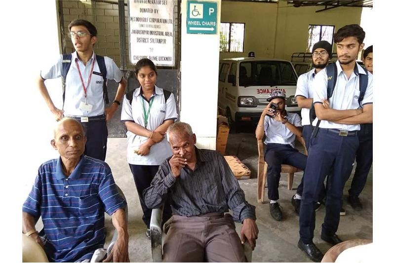 The Children and teachers of CMS Kanpur road Lucknow donated daily use items, old clothes 30 April 2019  