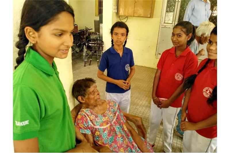 Children from APS Academy Senani Vihar Lucknow visited Cheshire Home 12 May 2019