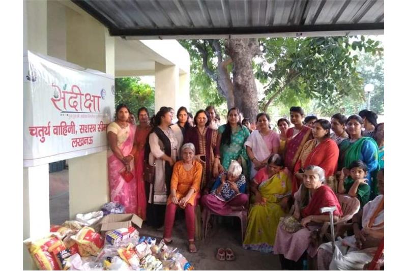 Visit by ladies of 4th SSB Battalion led by the Commanding Officers wife Ms Sandhya Shinde 