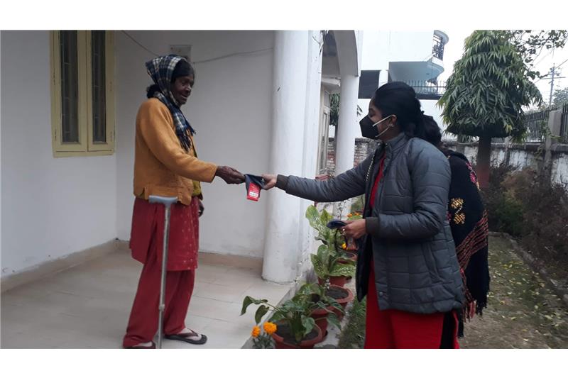 Mr Prashant Kumar Srivastava has distributed socks on 28.12.2021