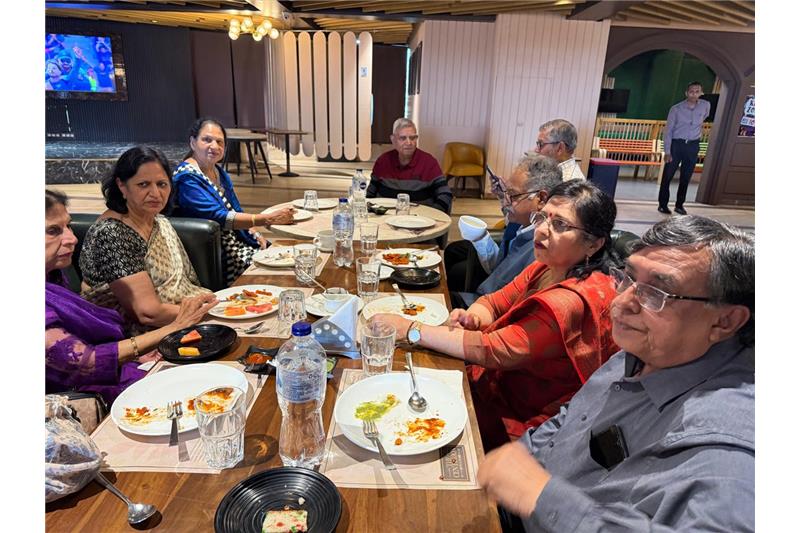 Residents Lunch  in Wave Mall on 10 March 25