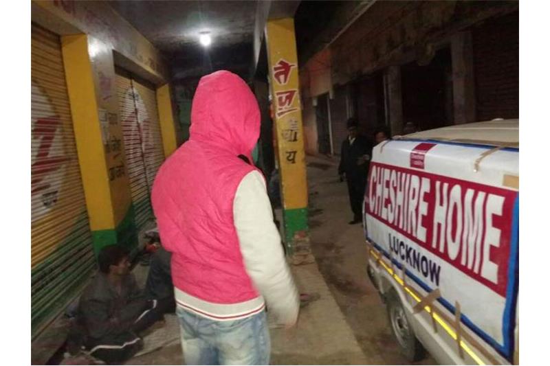 Cheshire Home Lucknow and Robin Hood Army volunteers distributed blankets and clothesCheshire Home Lucknow and Robin Hood Army volunteers distributed blankets and clothes