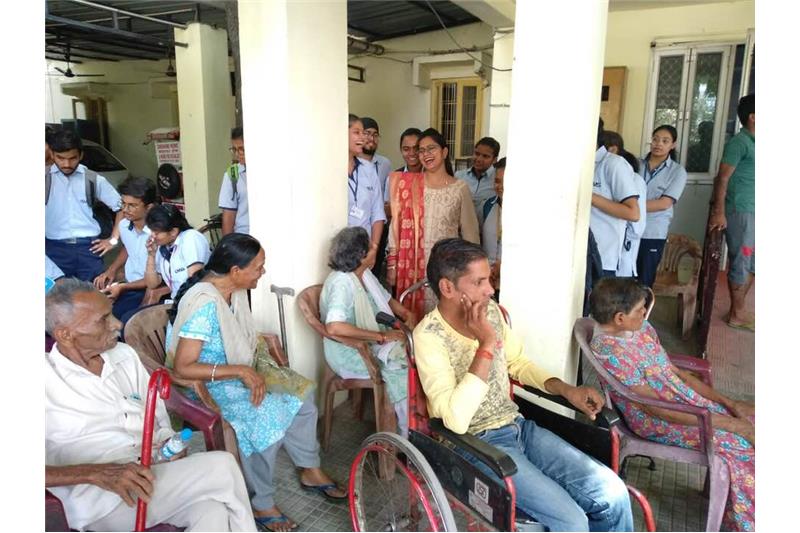 The Children and teachers of CMS Kanpur road Lucknow donated daily use items, old clothes 30 April 2019  