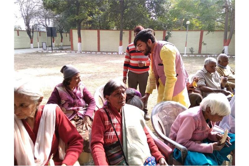 Members of Sanskar Shri Vinayak Trust visited Cheshire Home