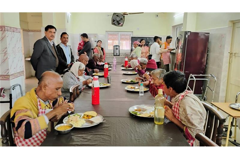 Col Umesh Singh (Retd) sponsored Lunch on 14 Dec 2024