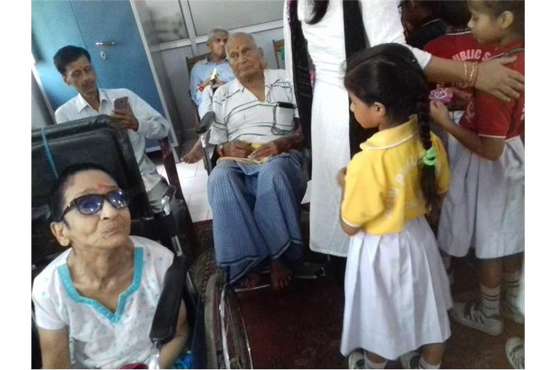 Children from DPS Eldeco visited the Cheshire Home today to celebrate Rakhi 