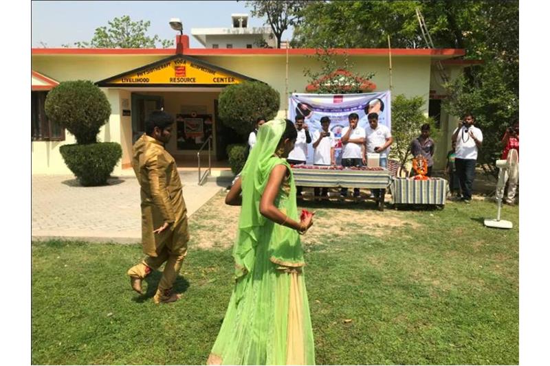 Babu Banarsi Das University Students visited the Cheshire Home Lucknow to celebrate the Birthday of Late Dr Akhilesh Das Gupta