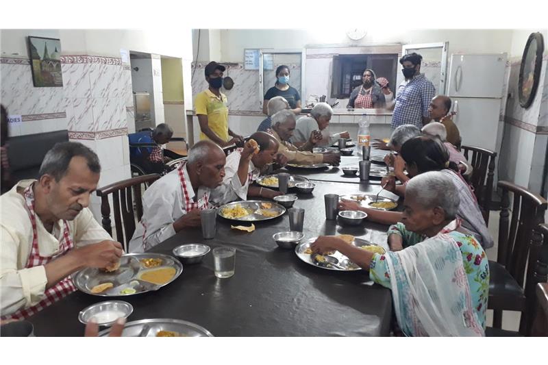 Ms Mansi Singh has donated dinner today