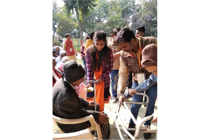 Members of Sanskar Shri Vinayak Trust visited Cheshire Home