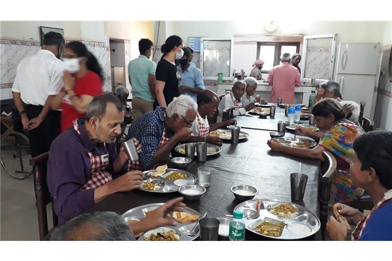 Ms. Aditi Nigam & Mr Shiva Ashok has sponsored lunch today