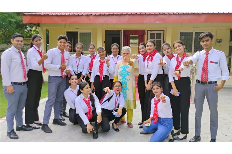 Members from Frankfinn Institute, JC Cafe Building Hazratganj Lucknow visited at Cheshire Home on 29 Jul  2024