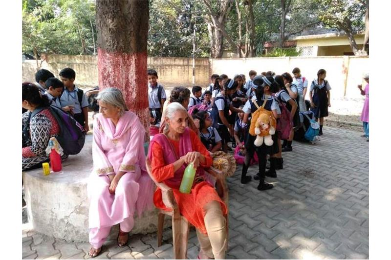 Children from Class IV ;mti Nagar visited the Cheshire Home