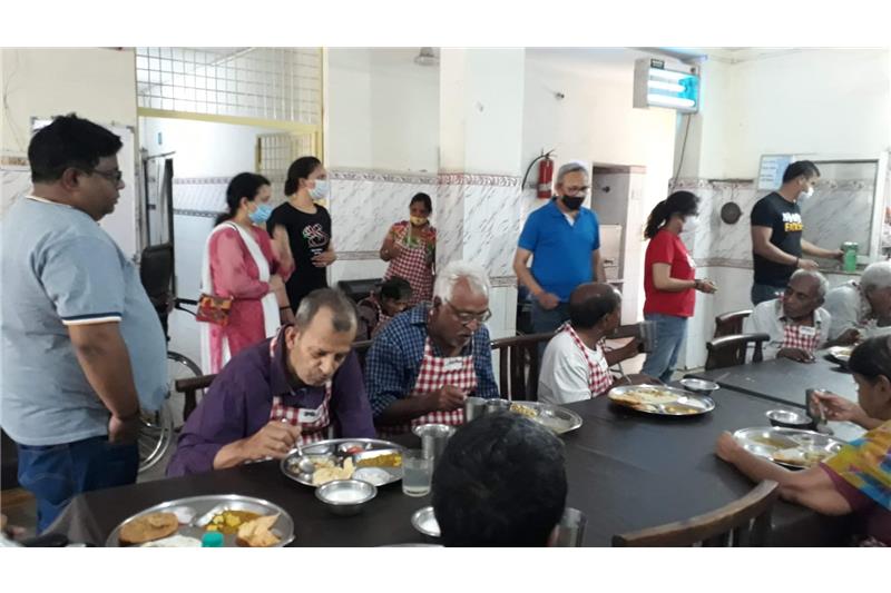 Ms. Aditi Nigam & Mr Shiva Ashok has sponsored lunch today