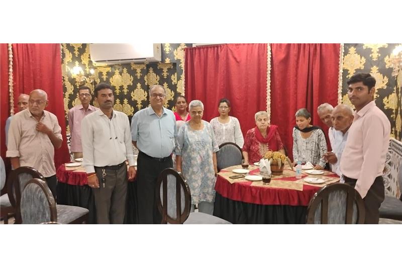 Dinner in Cappuccino Blast on 15 May 25  sponsored by Ms Pooja Nimani and Mr Rahul Nimani