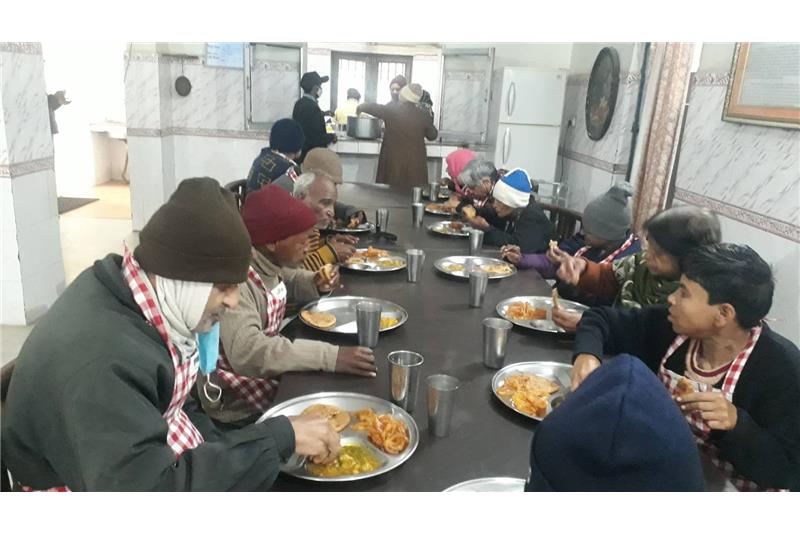 Ms Manju Kalia madam has sponsored breakfast on 20 Jan 22