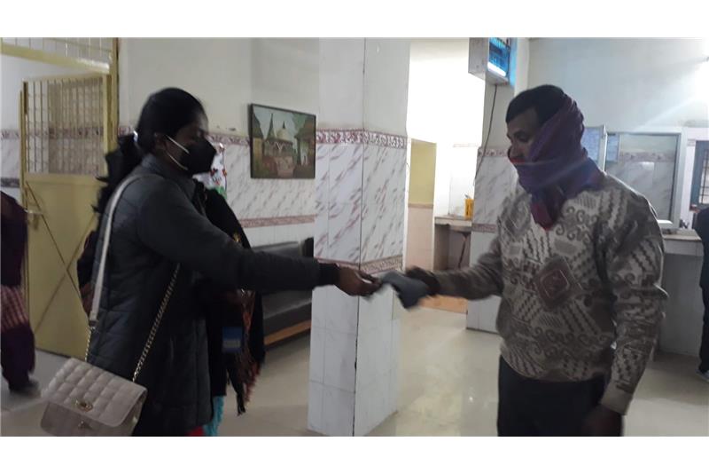 Mr Prashant Kumar Srivastava has distributed socks on 28.12.2021