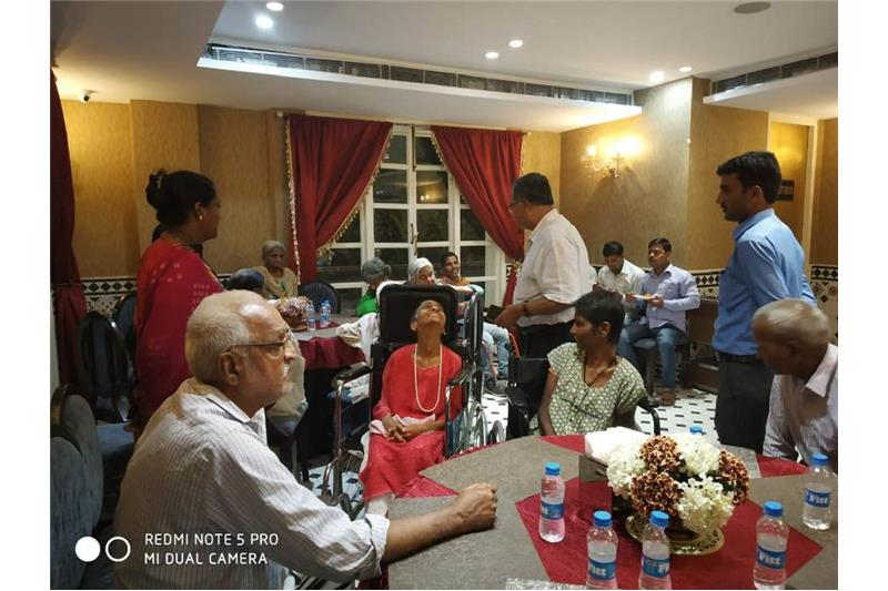 Mr and Mrs Sudhir Halwasiya hosted the Residents of Cheshire Home at Cappuccino Blast 11 April 