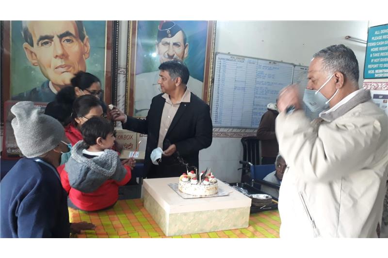 Ms Manju Kalia madam has sponsored breakfast on 20 Jan 22